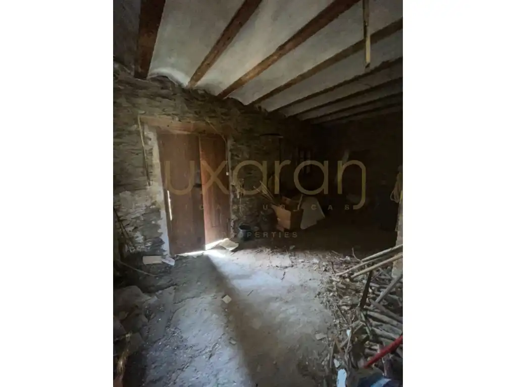 Casa o xalet en venda en Tírvia
