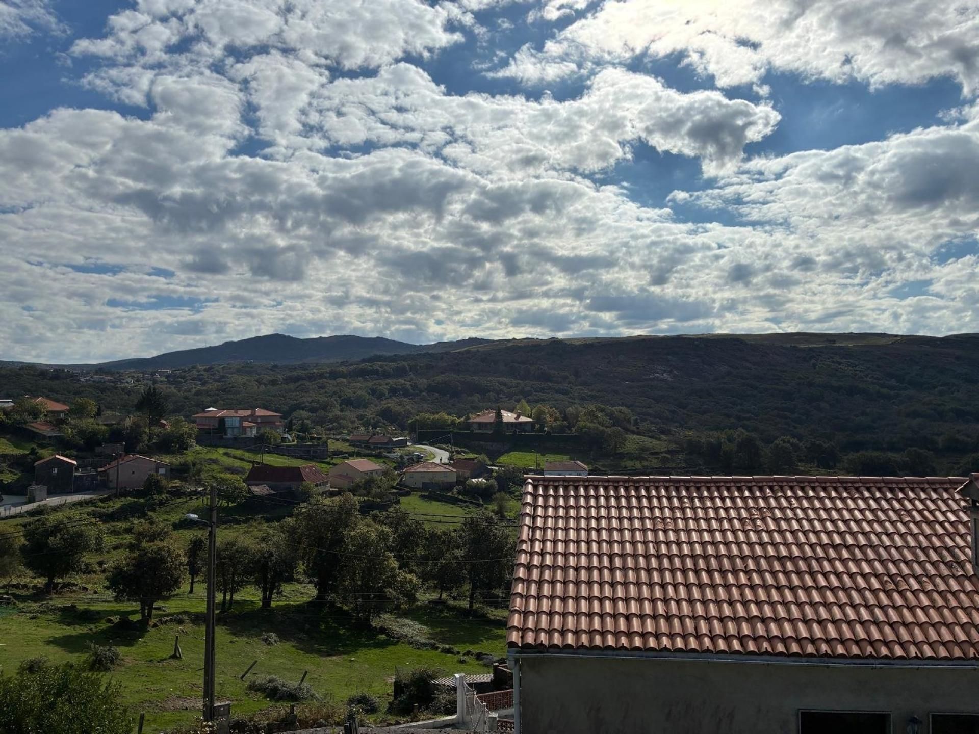 Vista exterior de Casa o chalet en venta en A Lama   con Calefacción y Balcón