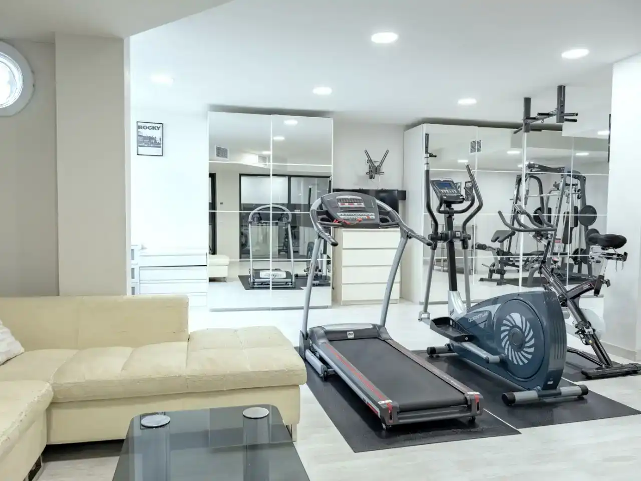 Flat for sale in Boadilla del Monte  with Air Conditioner, Private garden and Parquet flooring