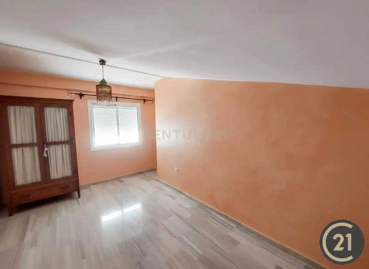 Dormitori de Casa o xalet en venda en Espartinas amb Aire condicionat, Jardí privat i Traster