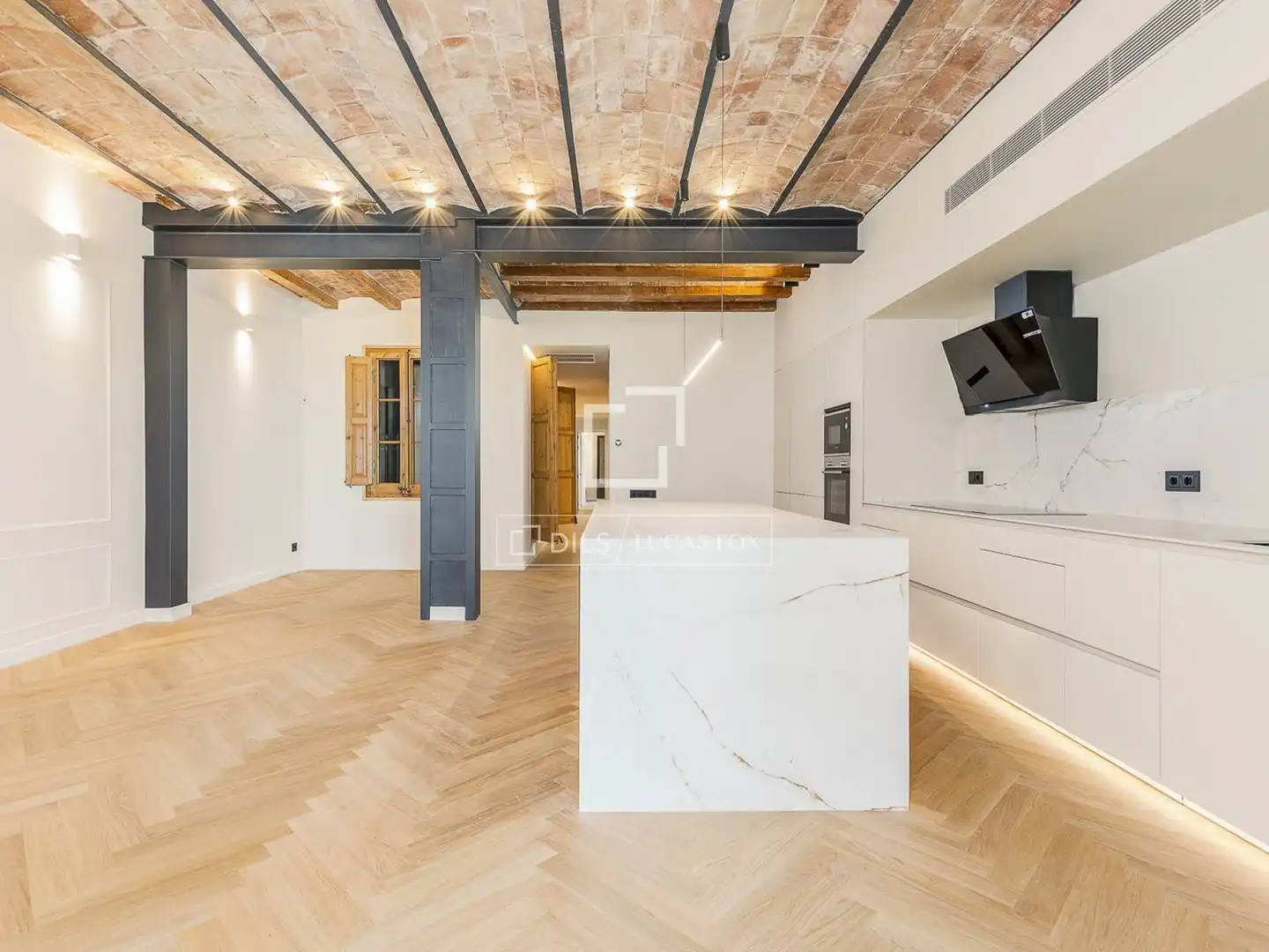 Appartamento con balcone in vendita a Eixample, imagen 9