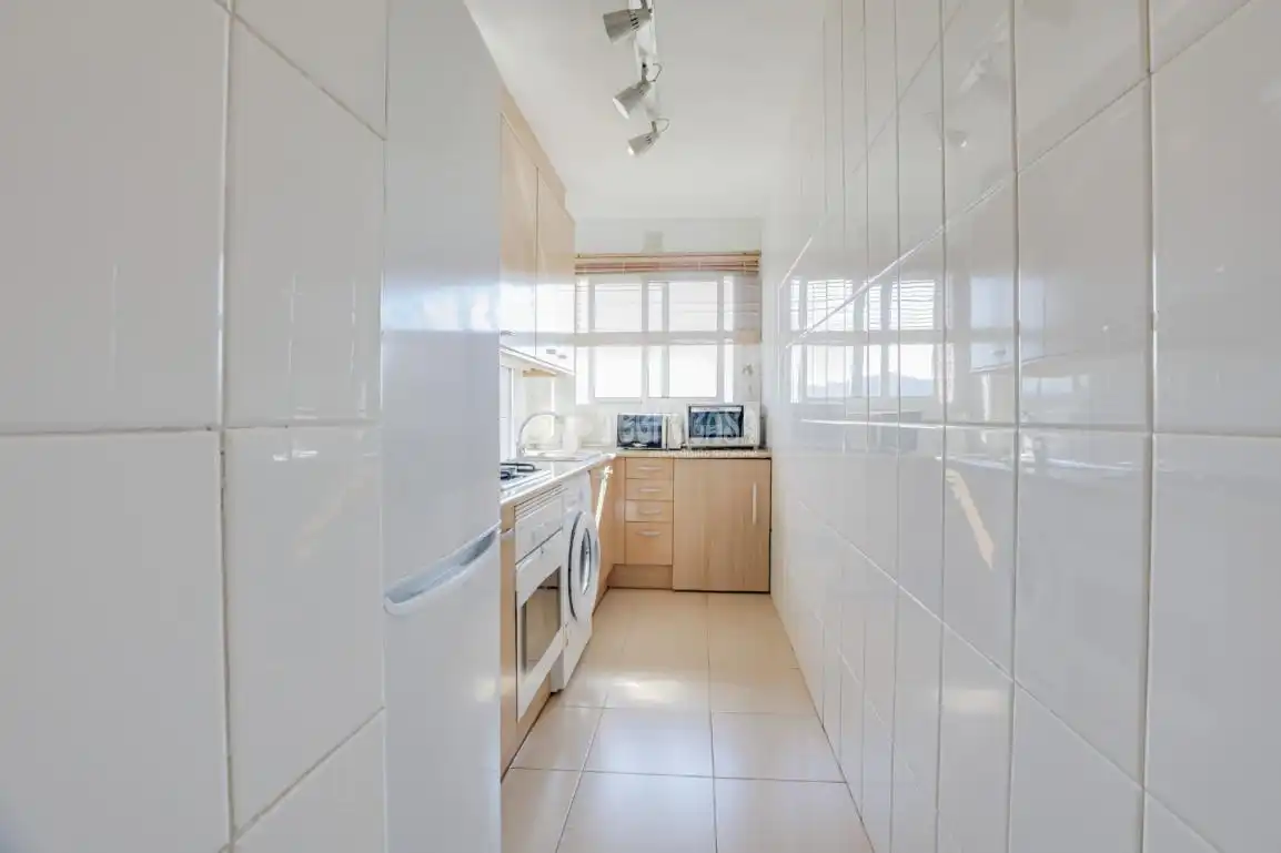 Cocina de Piso en venta en Sant Feliu de Llobregat con Aire acondicionado y Balcón