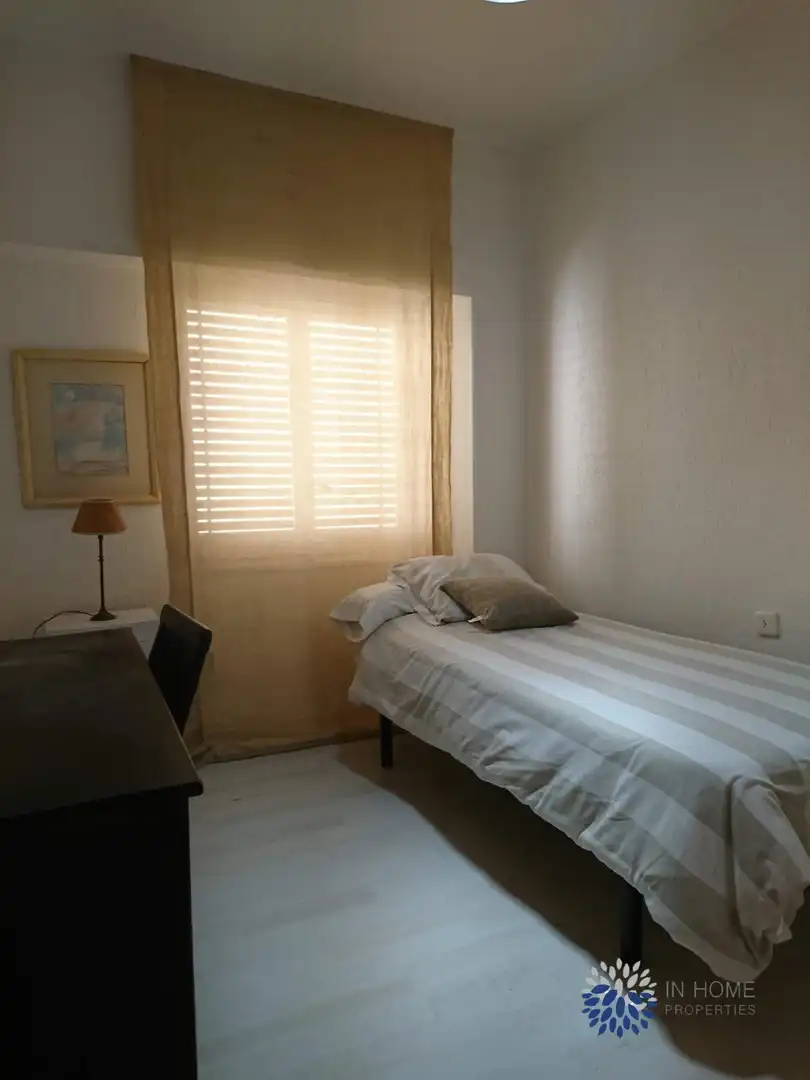 Habitación de Piso de alquiler en Alicante / Alacant con Terraza y Balcón