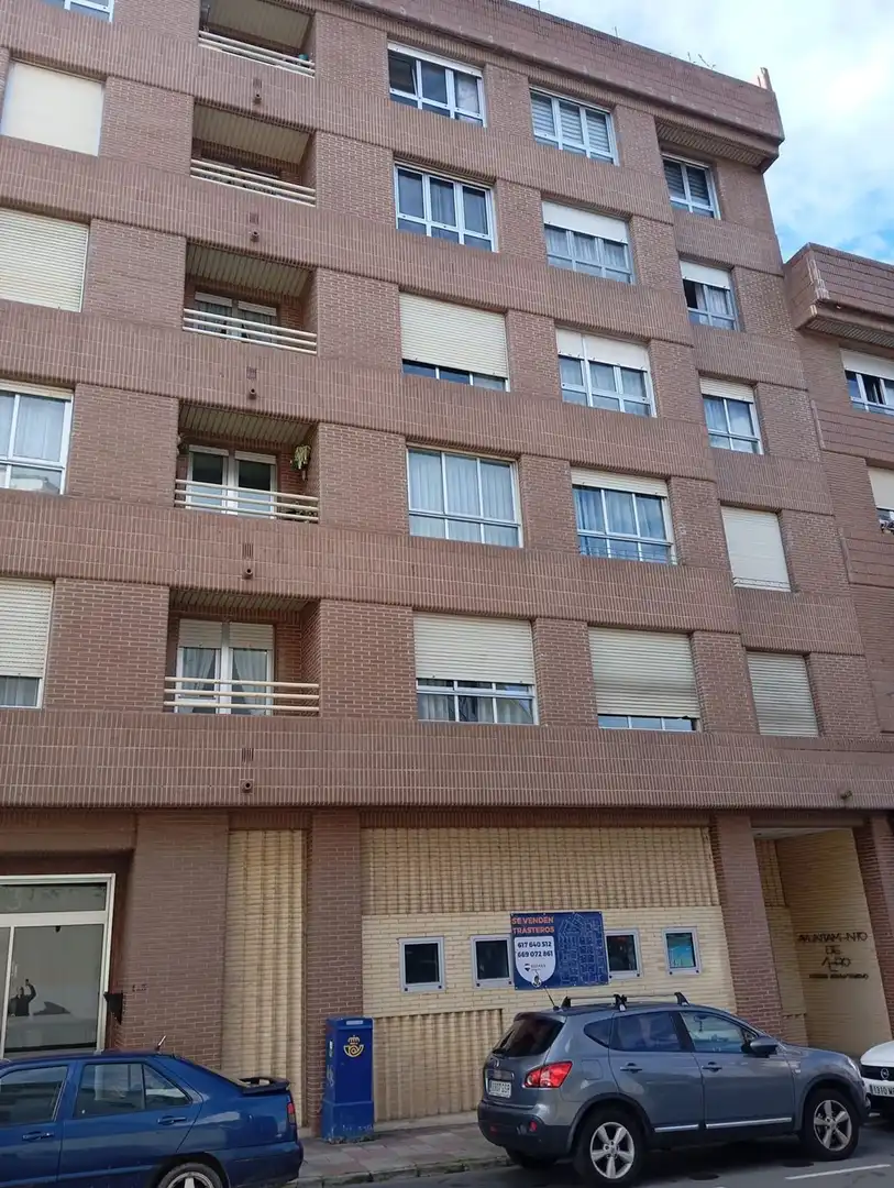 Vista exterior de Trastero en venta en Siero