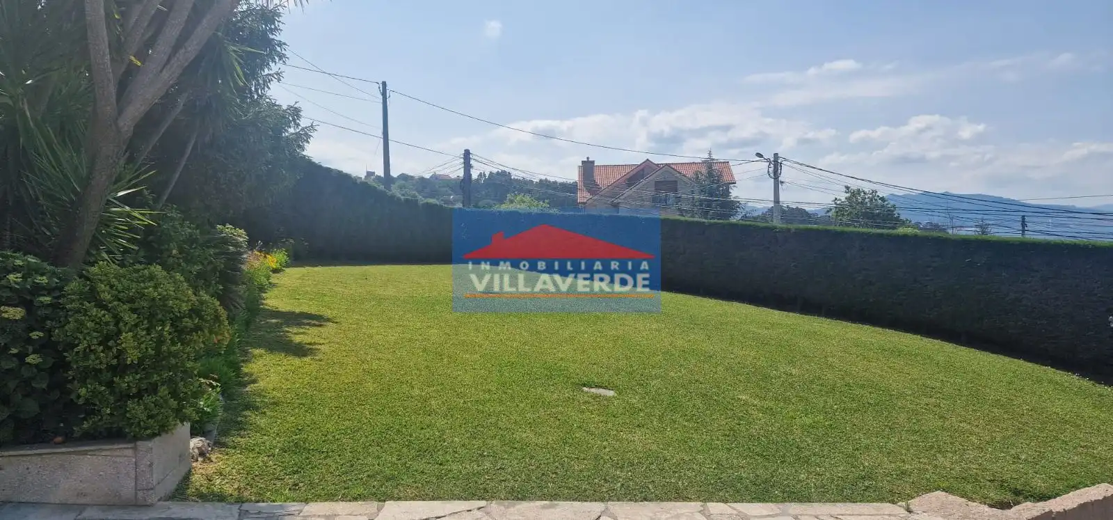 Casa o xalet en venda en Cangas  amb Calefacció, Terrassa i Traster