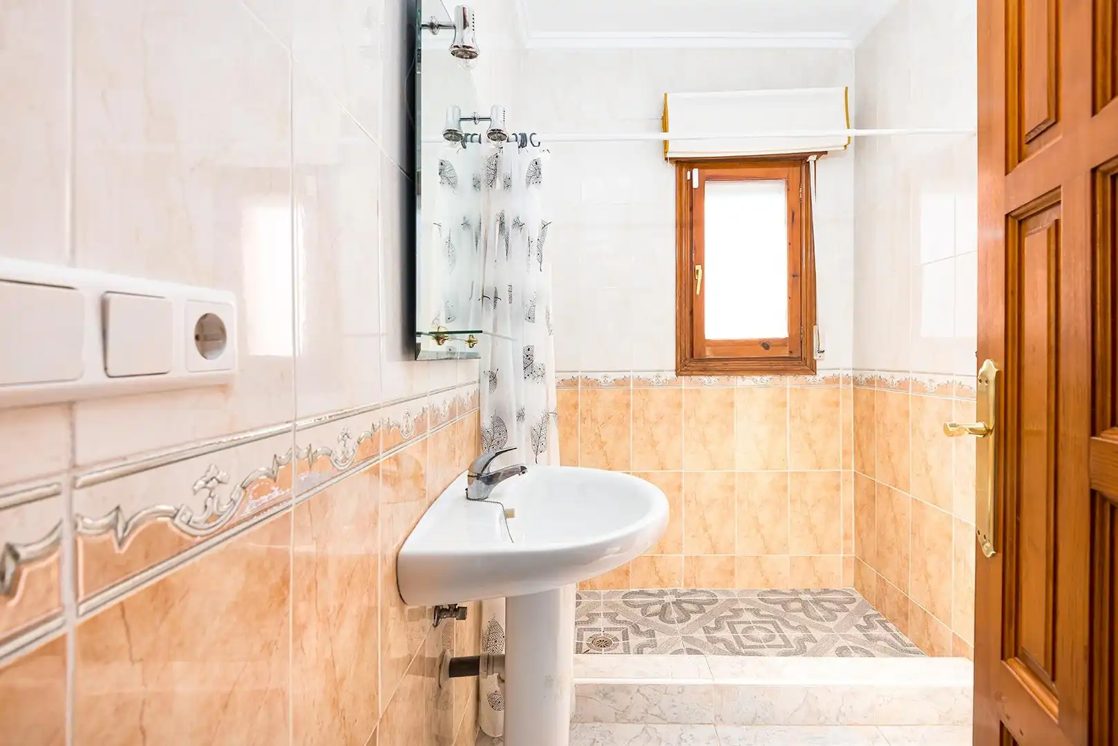 Bathroom of Houses for sale in Rojales  with Air Conditioner, Heating and Private garden