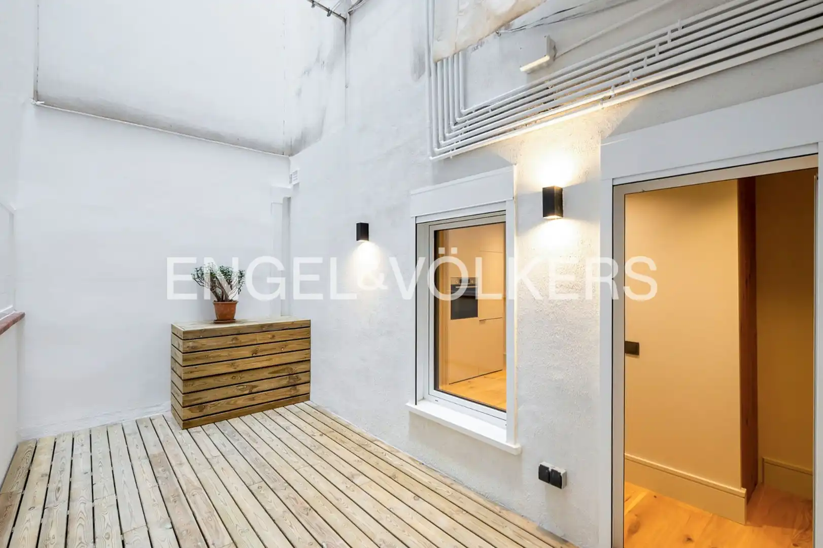 Terrasse von Wohnung zum Verkauf in Barcelona mit Klimaanlage, Heizung und Balkon