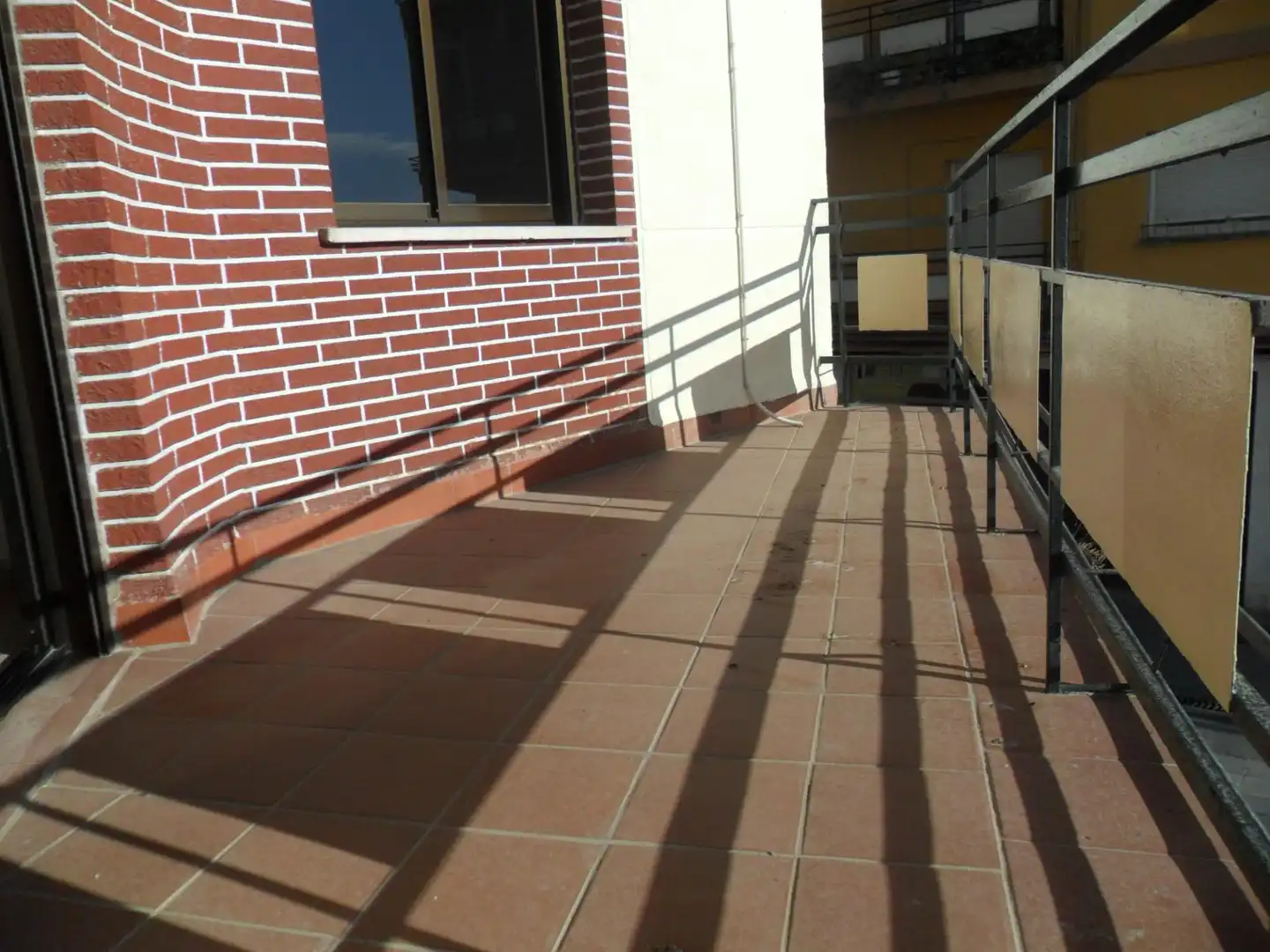Terrassa de Pis de lloguer en Granada amb Aire condicionat, Terrassa i Moblat