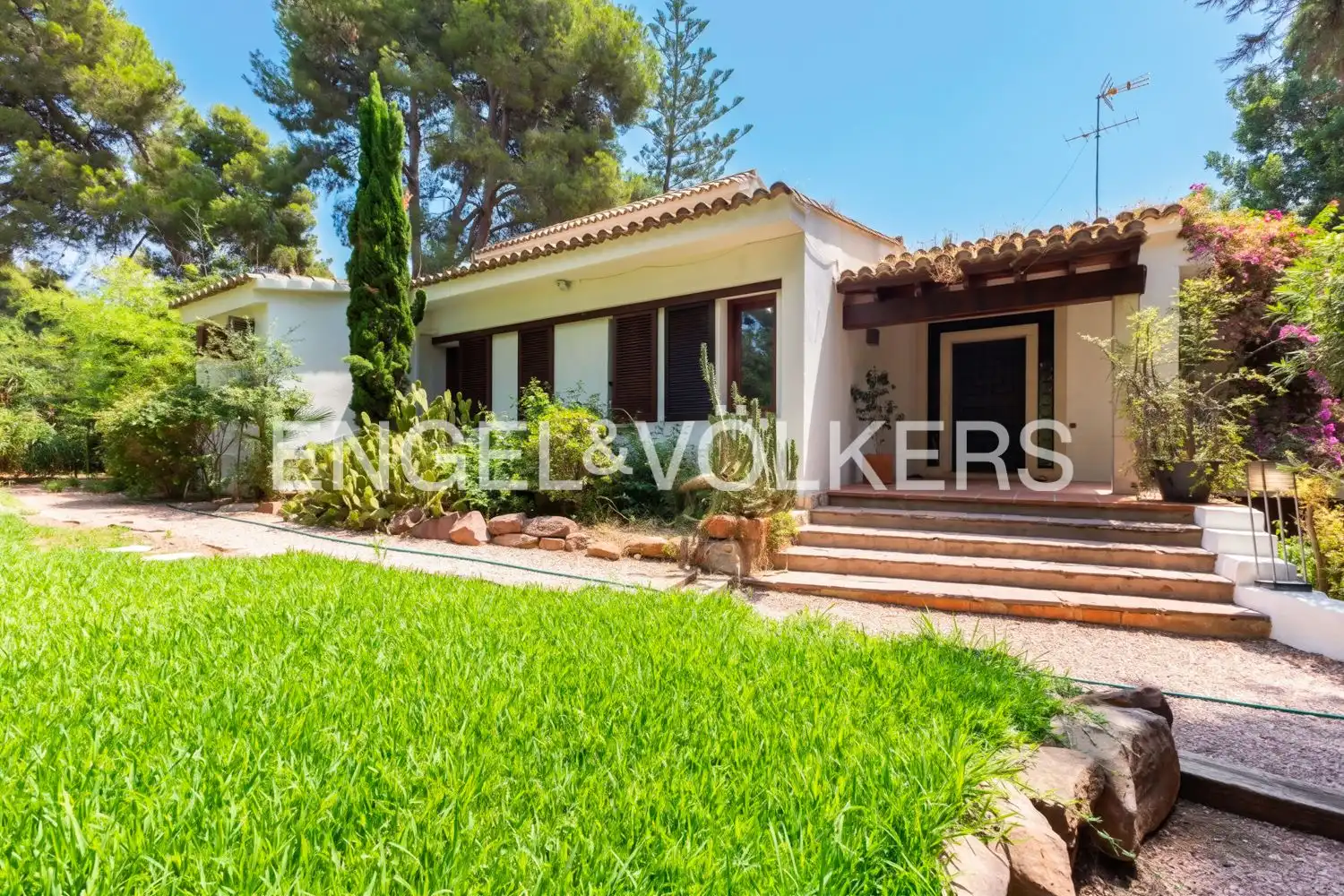 Vista exterior de Casa o chalet de alquiler en Rocafort con Aire acondicionado, Calefacción y Jardín privado