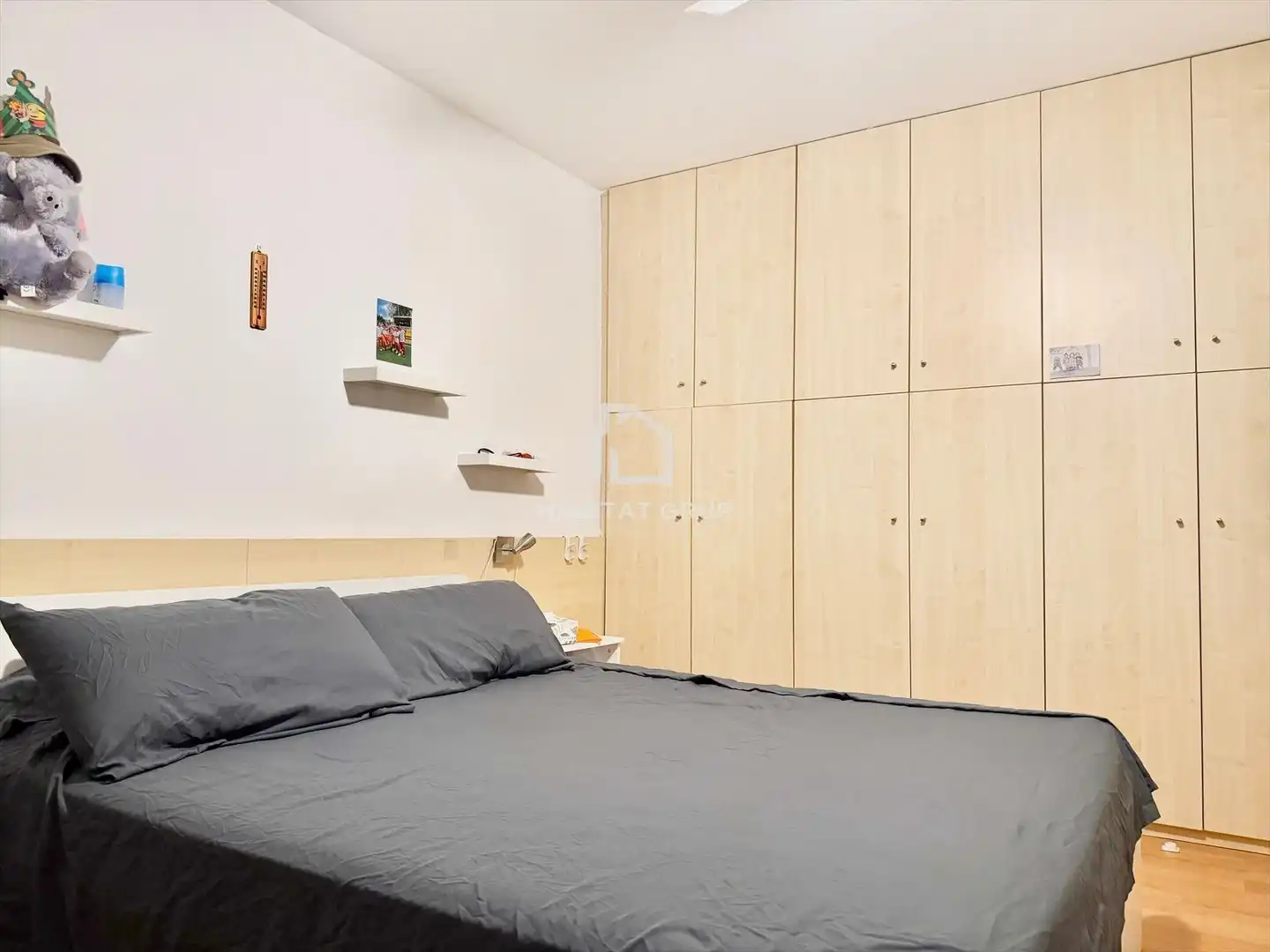 Schlafzimmer von Wohnung zum Verkauf in Girona mit Heizung, Privatgarten und Abstellraum