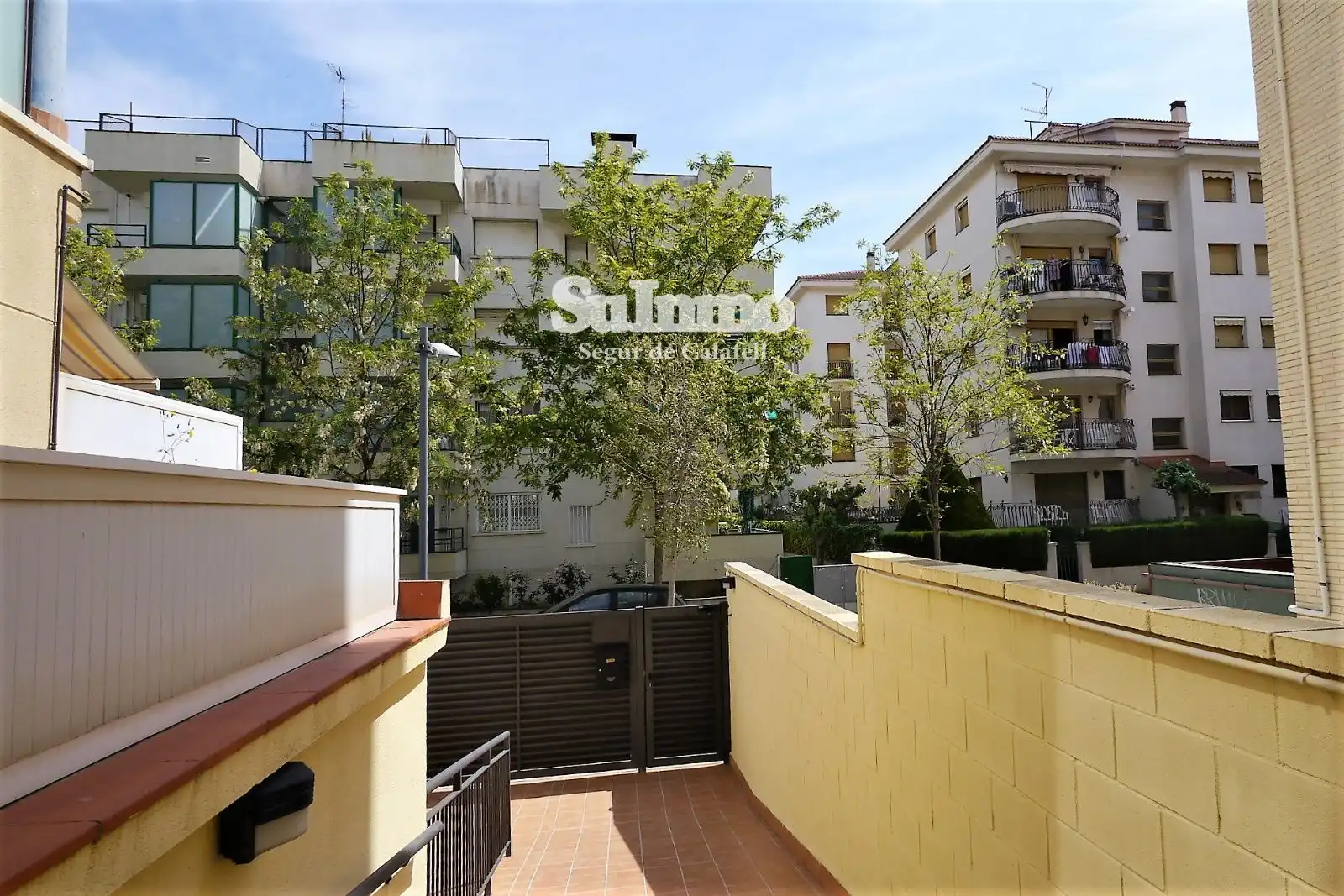 Vista exterior de Pis en venda en Calafell amb Aire condicionat, Terrassa i Piscina