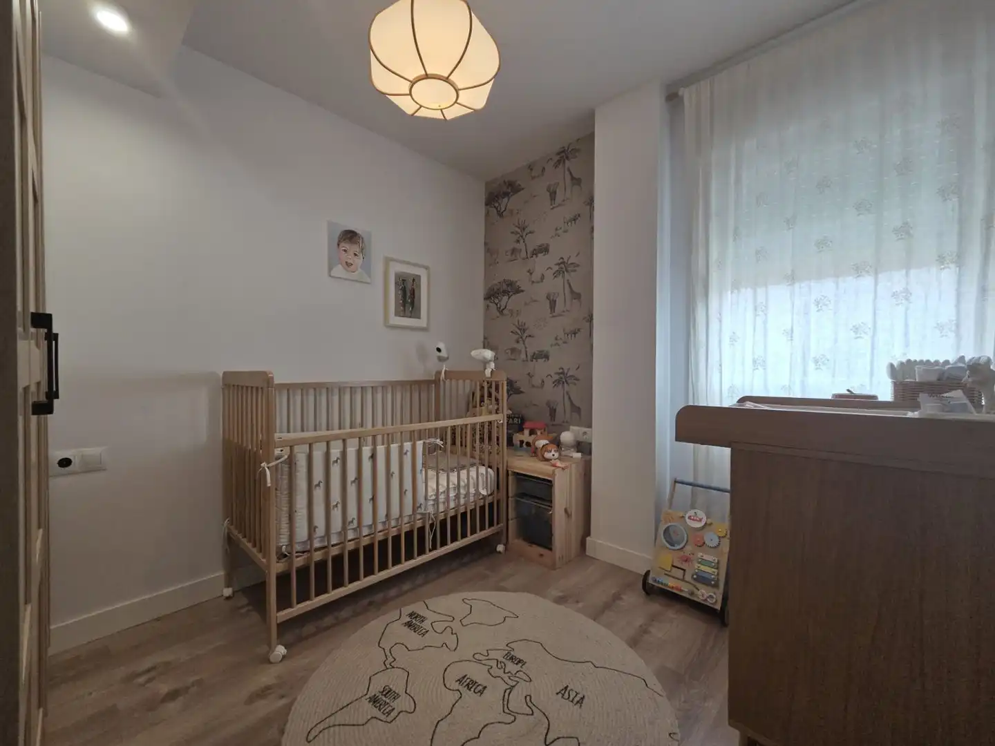 Bedroom of Flat for sale in Sevilla  with Air Conditioner and Terrace