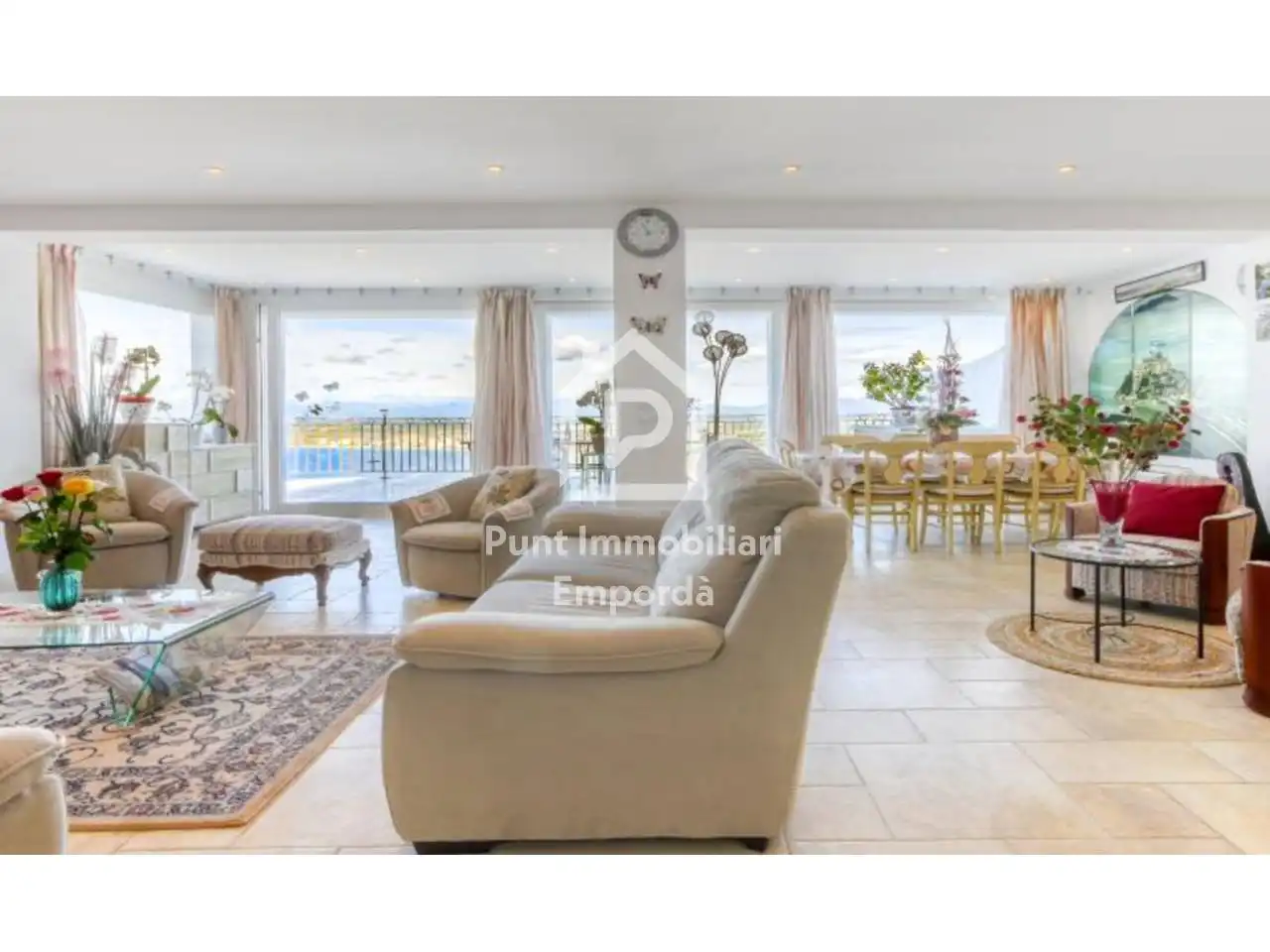 Casa con piscina en venta en Ramon Llull, imagen 13