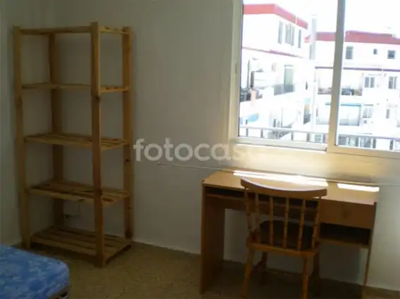 Bedroom of Flat for rent in Valencia  with Air Conditioner, Furnished and Oven