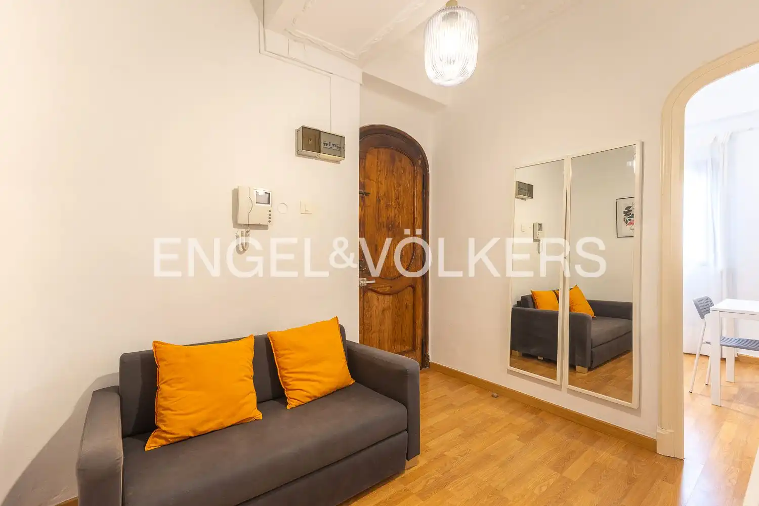 Living room of Flat for rent in Valencia  with Air Conditioner, Heating and Furnished