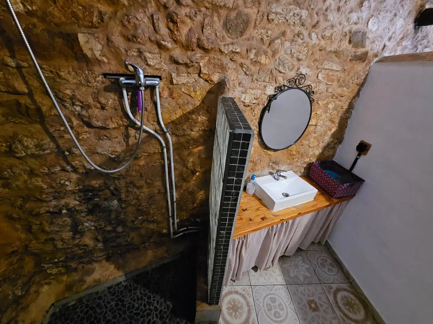 Baño de Finca rústica en venta en Chulilla