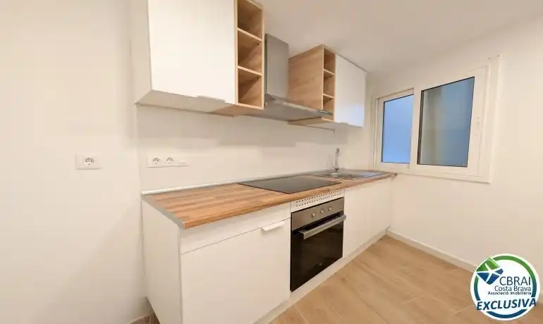 Cuina de Apartament en venda en Portbou