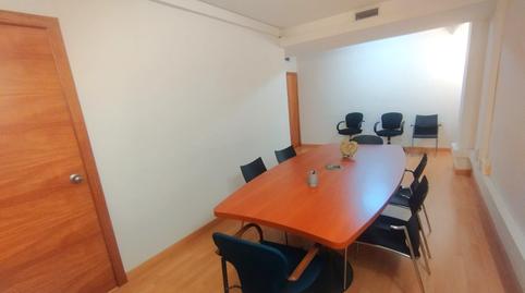 Foto 5 de Oficina de alquiler en Carrer de la Independència, El Camp de l'Arpa del Clot, Barcelona