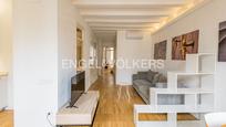 Sala d'estar de Apartament en venda en  Barcelona Capital amb Aire condicionat, Calefacció i Moblat