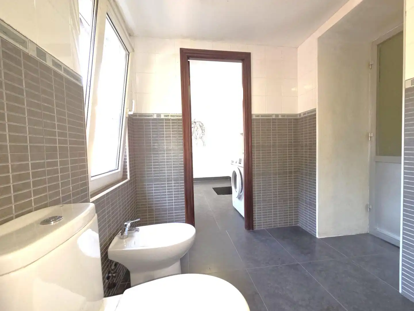 Bany de Casa o xalet en venda en Aller amb Calefacció, Jardí privat i Terrassa