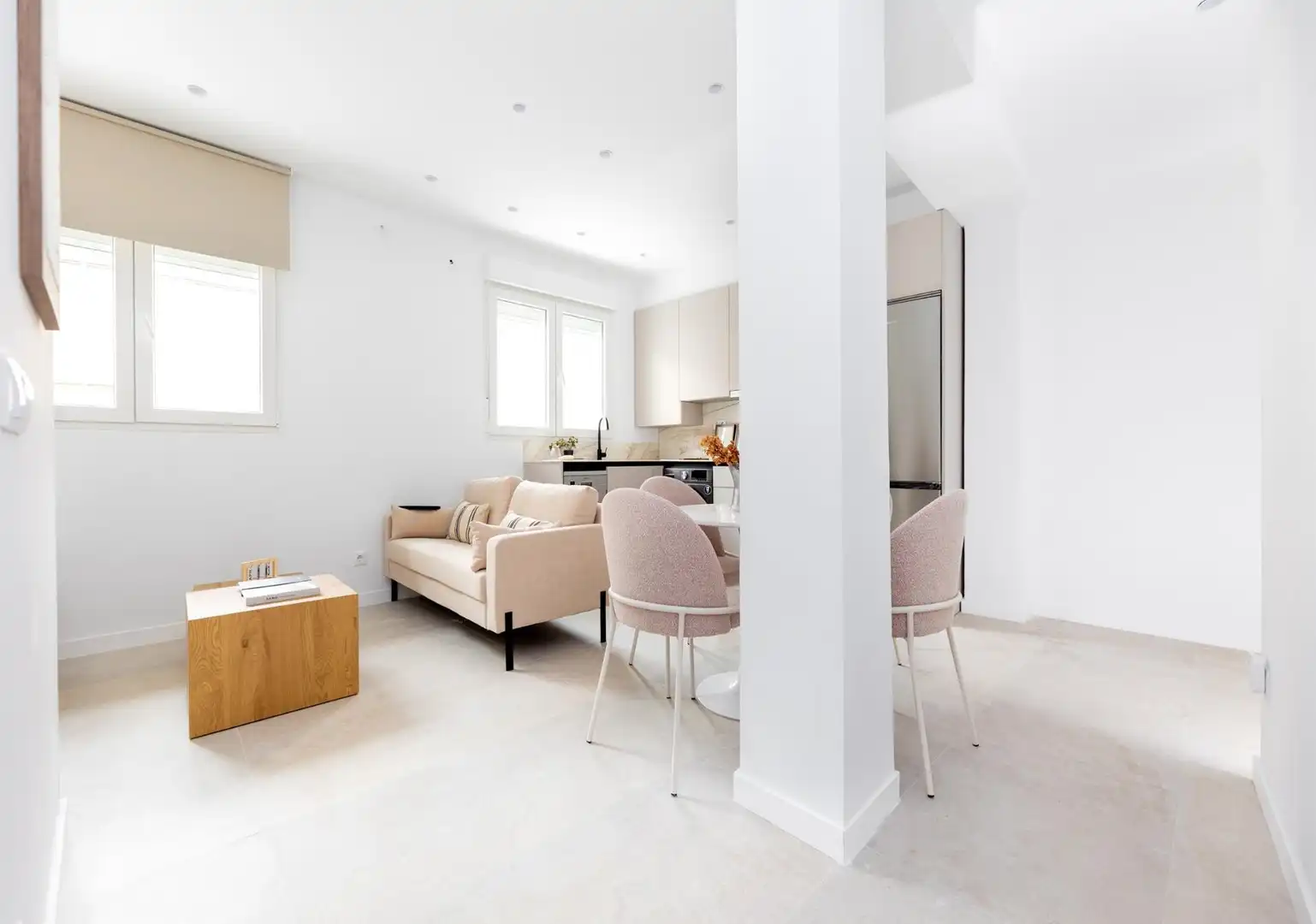 Living room of Apartments for sale in Granada  with Air Conditioner, Heating and Furnished