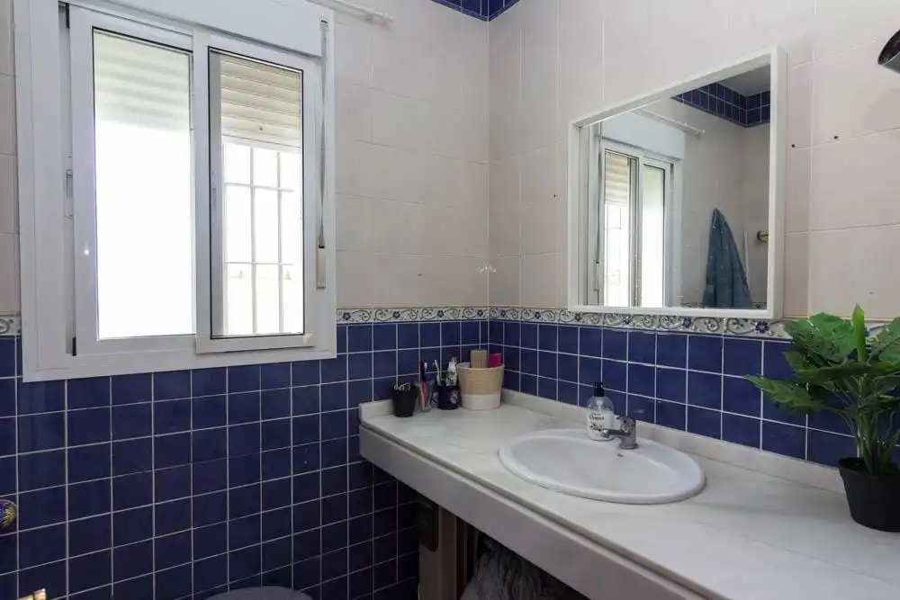 Baño de Finca rústica en venta en El Puerto de Santa María con Piscina