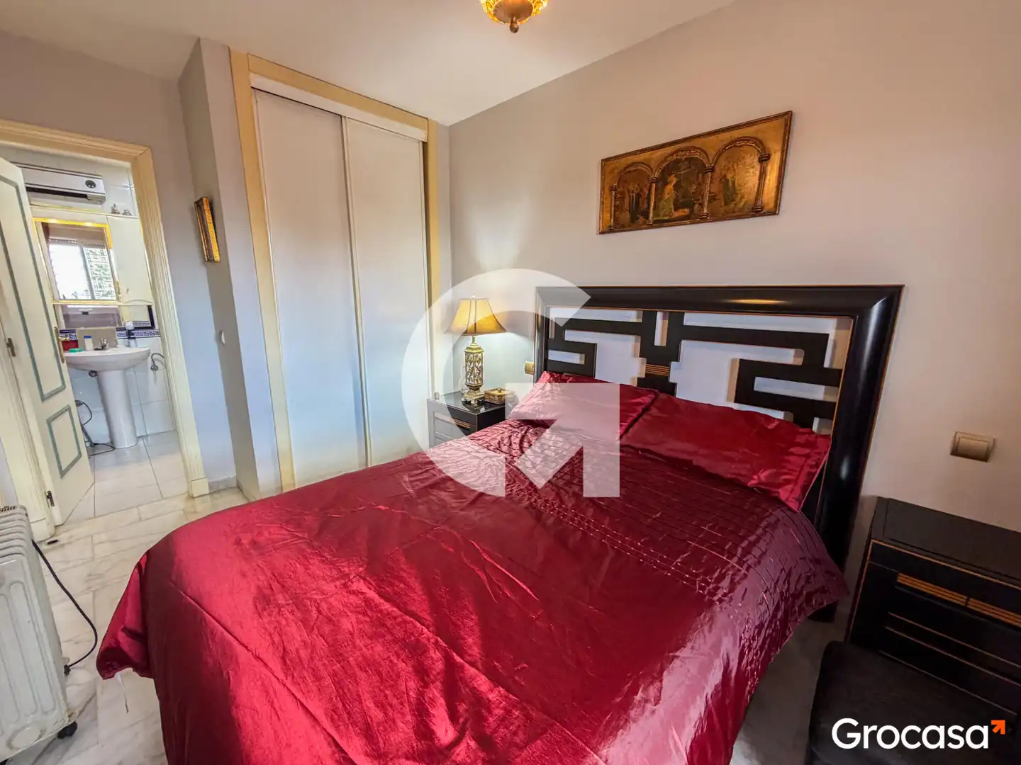 Schlafzimmer von Dachboden zum Verkauf in Rincón de la Victoria mit Privatgarten, Terrasse und Ofen