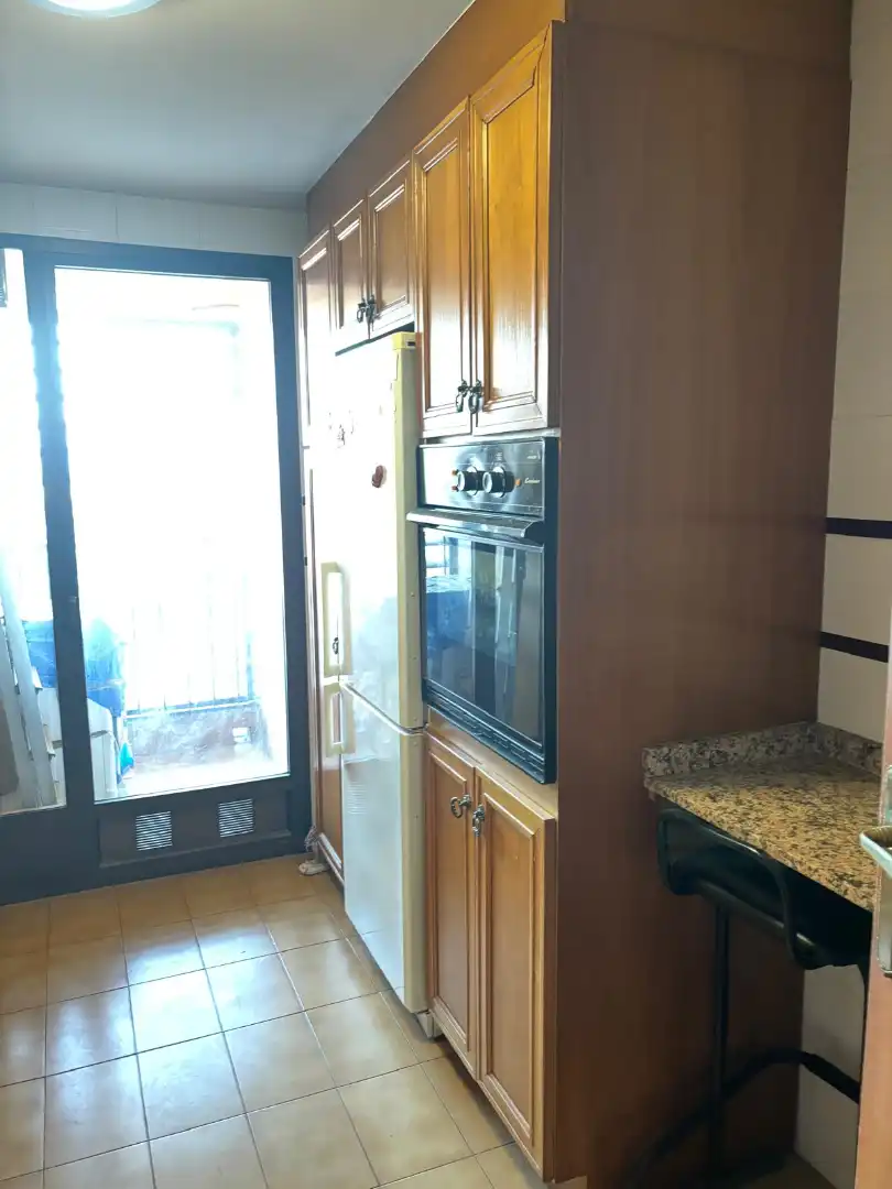 Cocina de Piso en venta en Valencia con Aire acondicionado, Trastero y Amueblado