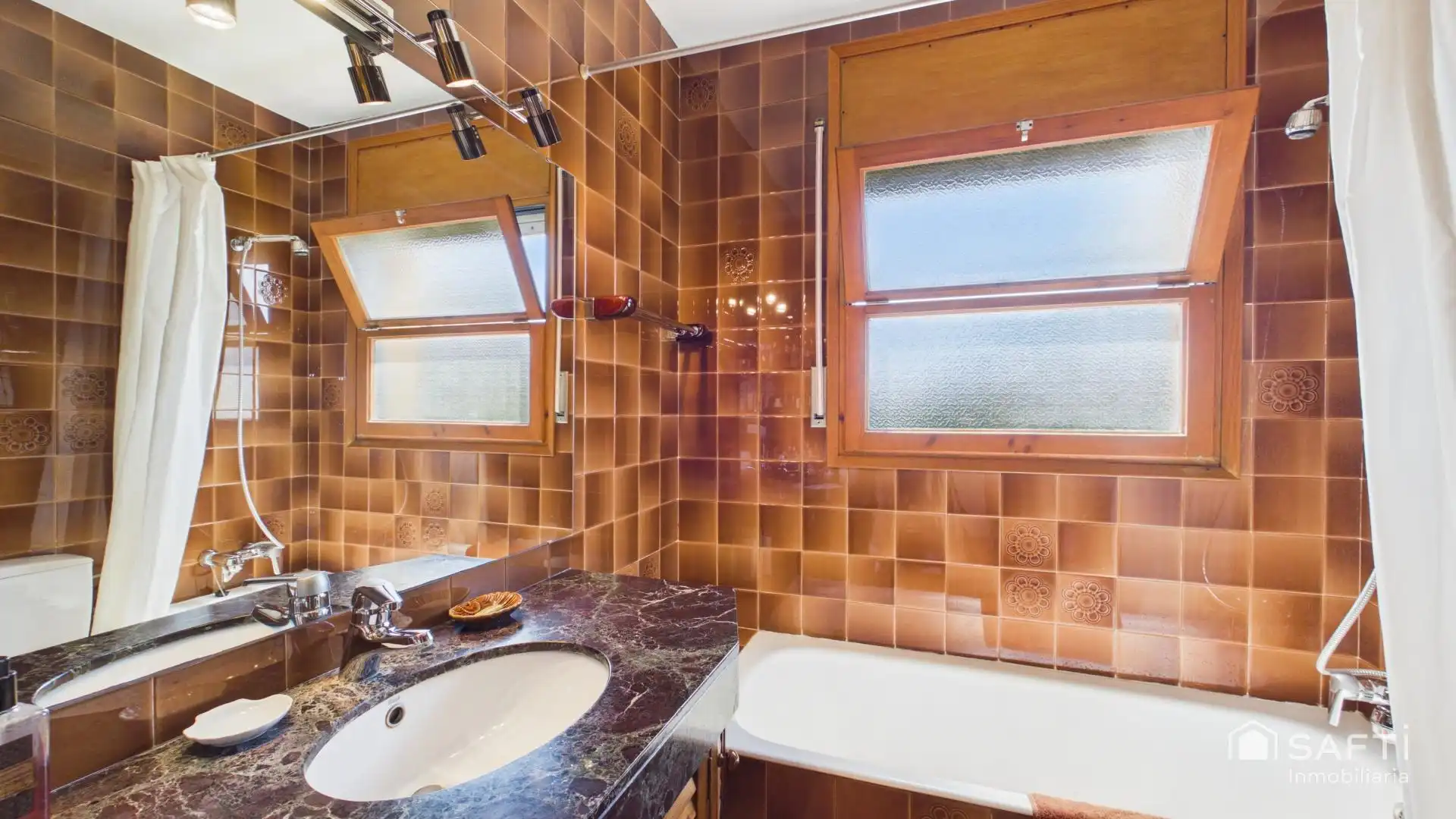 Bathroom of Detached homes for sale in Palafrugell  with Air Conditioner, Heating and Terrace