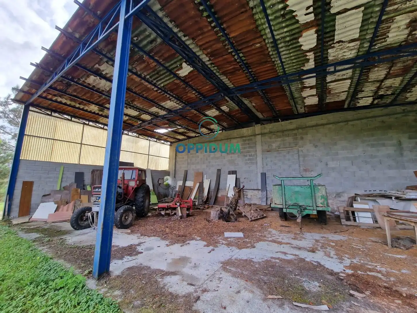 Industrial buildings for sale in Touro