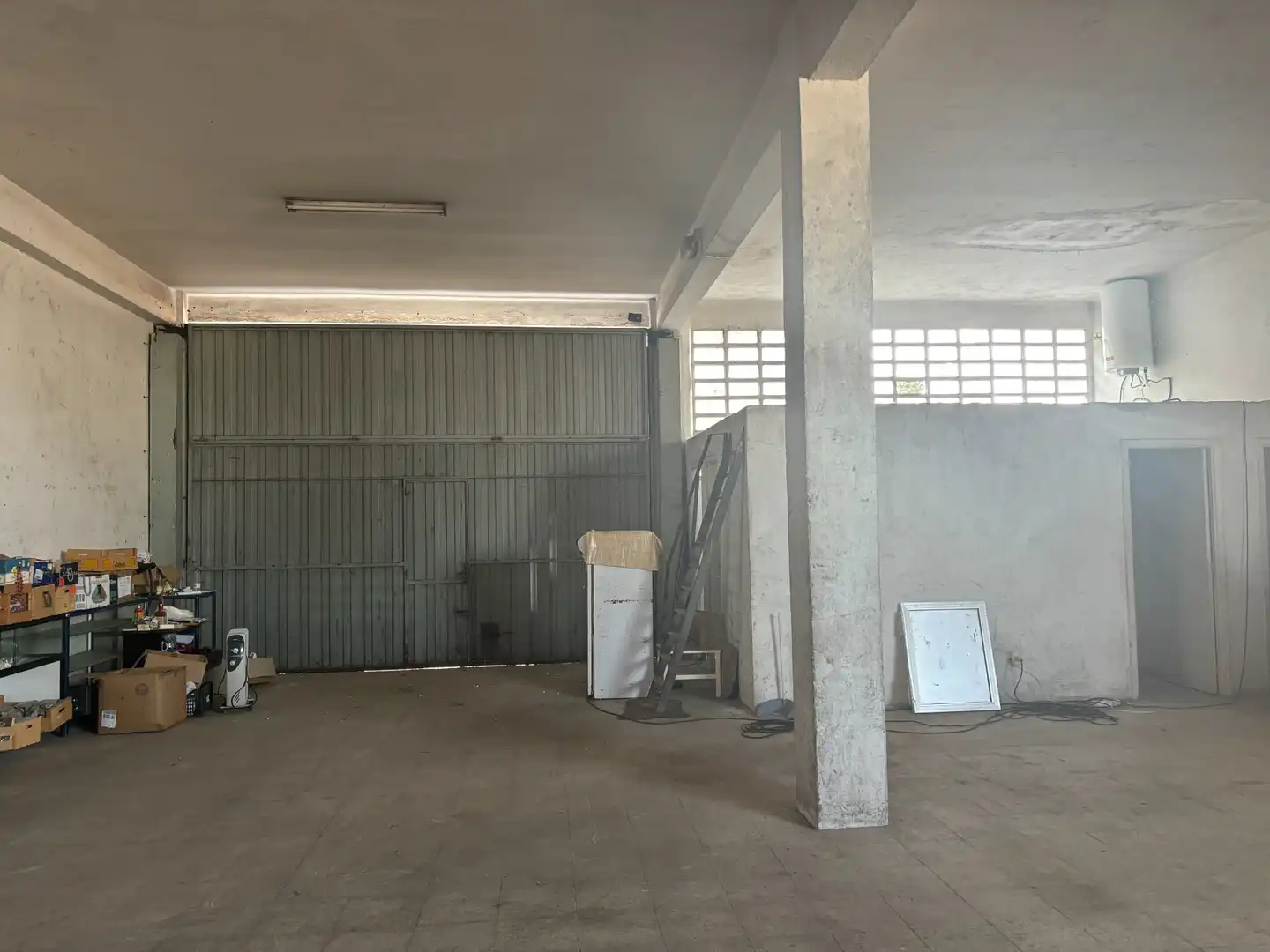 Local comercial en venta en Rúa Coutada Nova, imagen 4