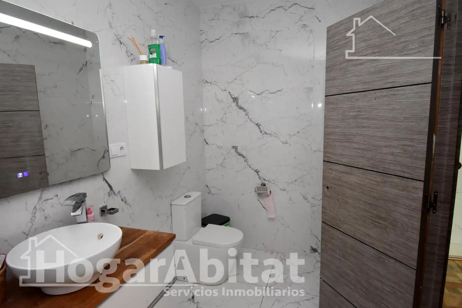 Bathroom of Houses for sale in Alzira  with Air Conditioner and Terrace