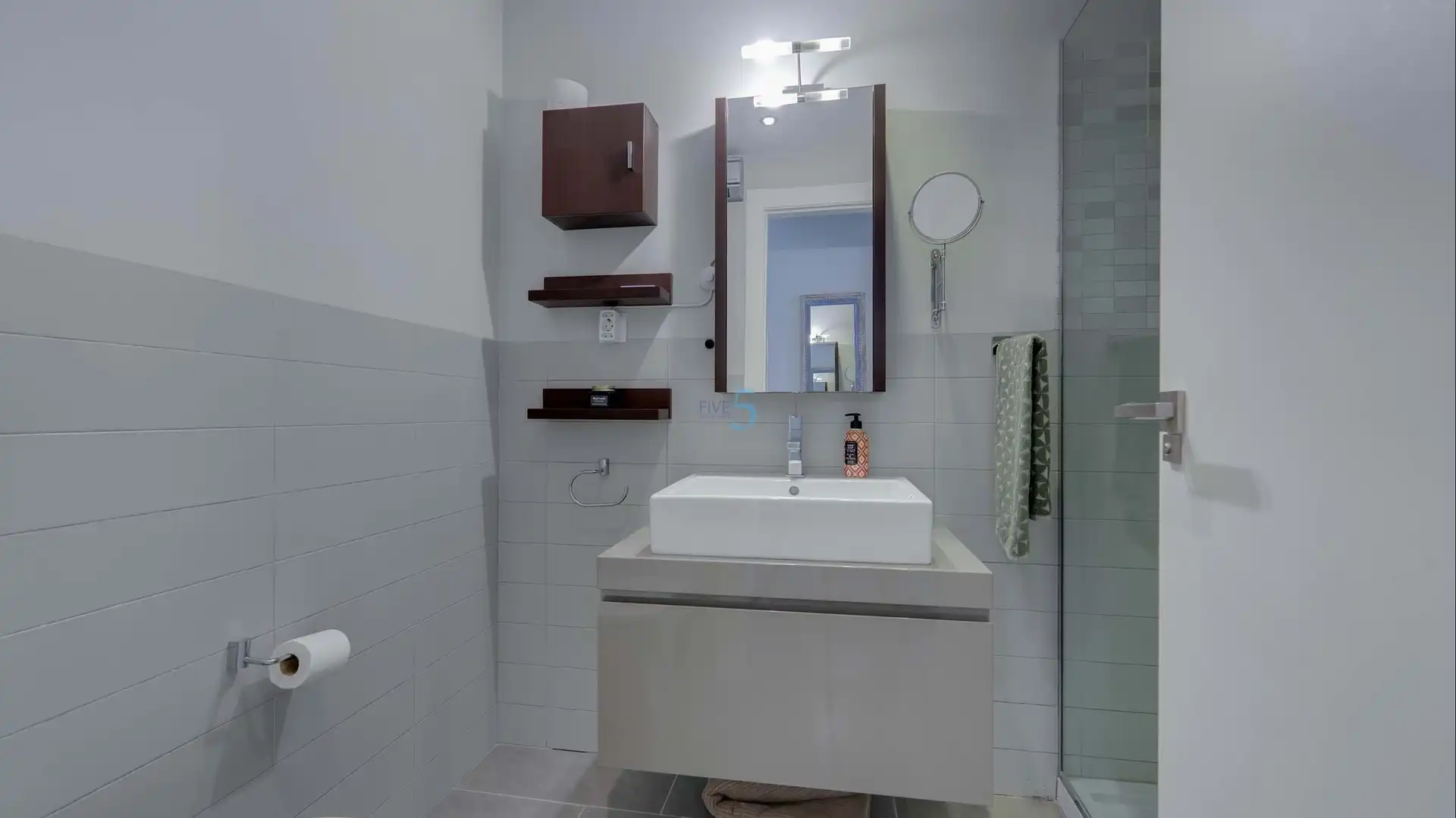 Baño de Piso en venta en Orihuela con Aire acondicionado, Terraza y Piscina