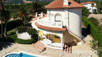 Vista exterior de Casa o xalet en venda en Mont-roig del Camp amb Aire condicionat, Calefacció i Jardí privat