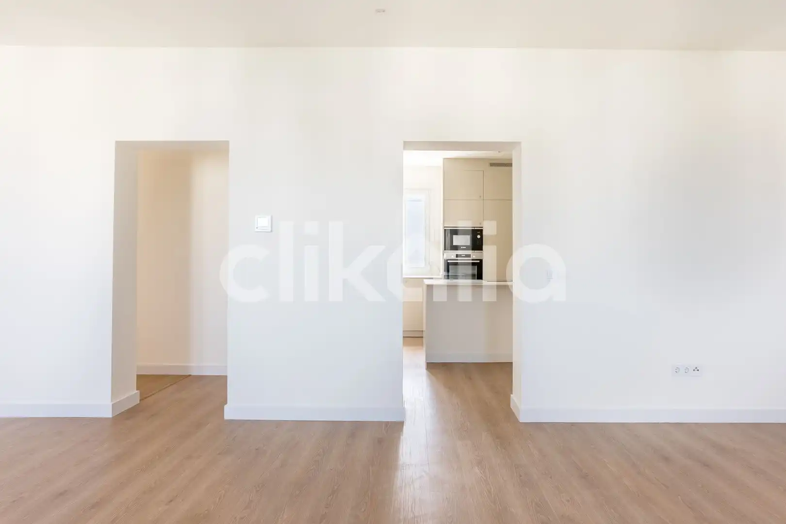 Cocina de Piso en venta en Sevilla con Aire acondicionado y Jardín privado