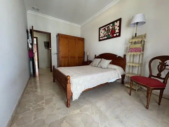 Dormitori de Casa o xalet en venda en Utrera amb Aire condicionat, Calefacció i Jardí privat