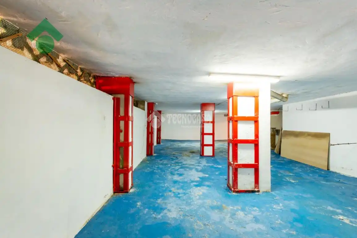 Garage zum Verkauf in Nerja