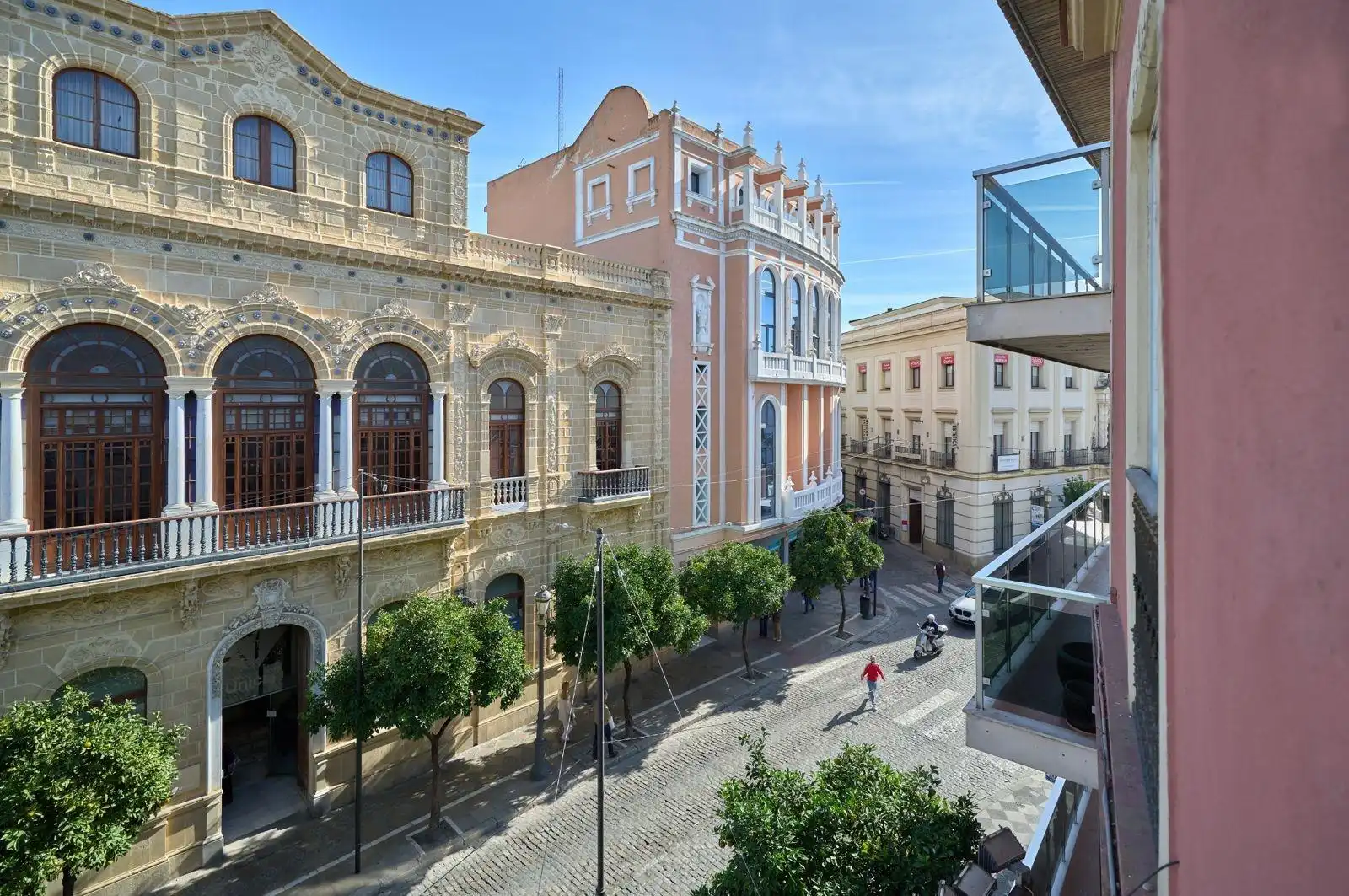 Àtic amb terrassa en venda a LARGA