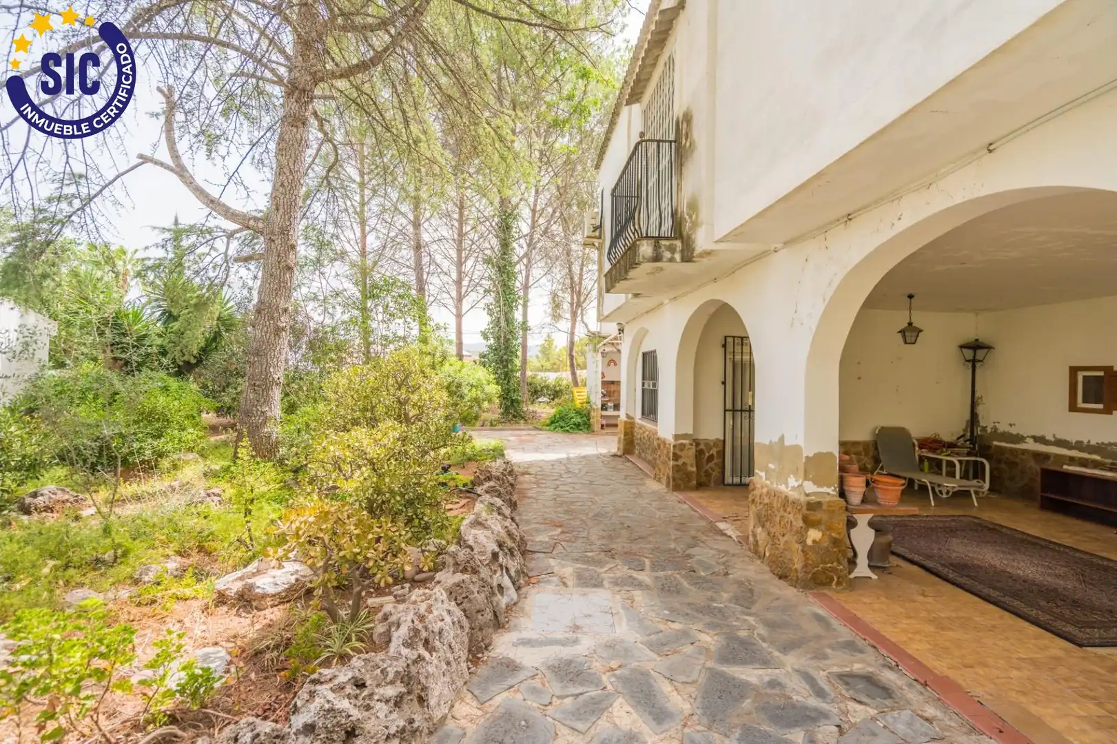 Jardín de Casa o chalet en venta en Serra con Aire acondicionado, Calefacción y Jardín privado