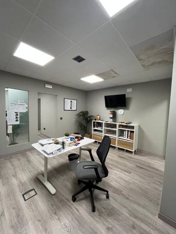 Local comercial en Alquiler en Avenida de Quiroga Palacios, 8 en Concheiros - Fontiñas