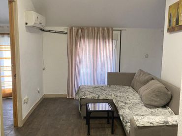 Flat with balcony for sale in Centro