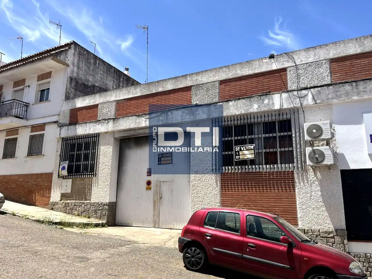Industrial building for sale in Calle Carmen