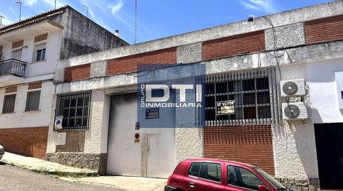 GRAN NAVELOCAL COMERCIAL EN VENTA EN CORTEGANA  APROX. 750 M TOTALES