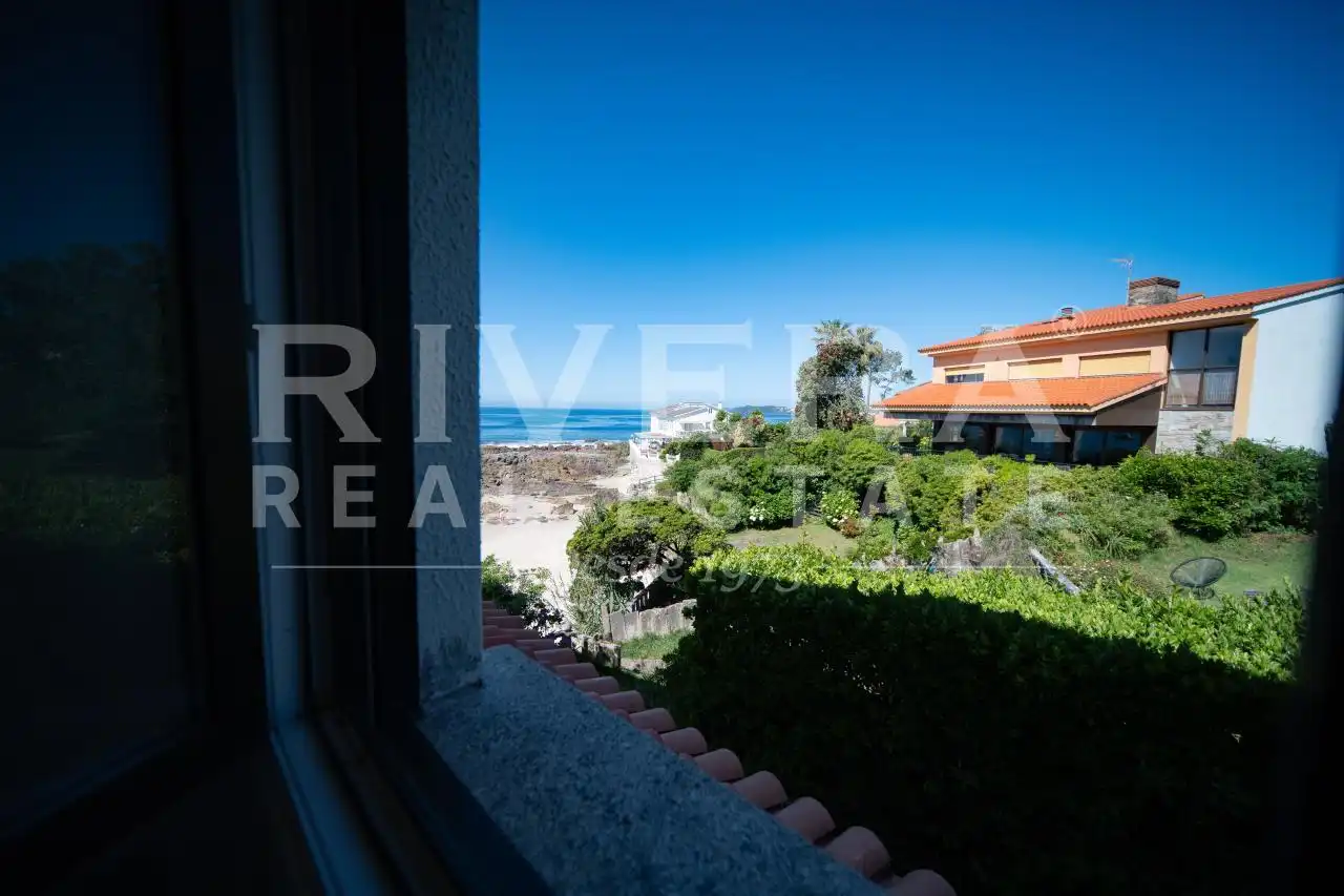 Vista exterior de Piso en venta en Sanxenxo con Calefacción y Terraza