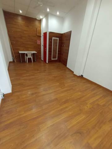 Local comercial en Alquiler en La Constitución - Canaleta