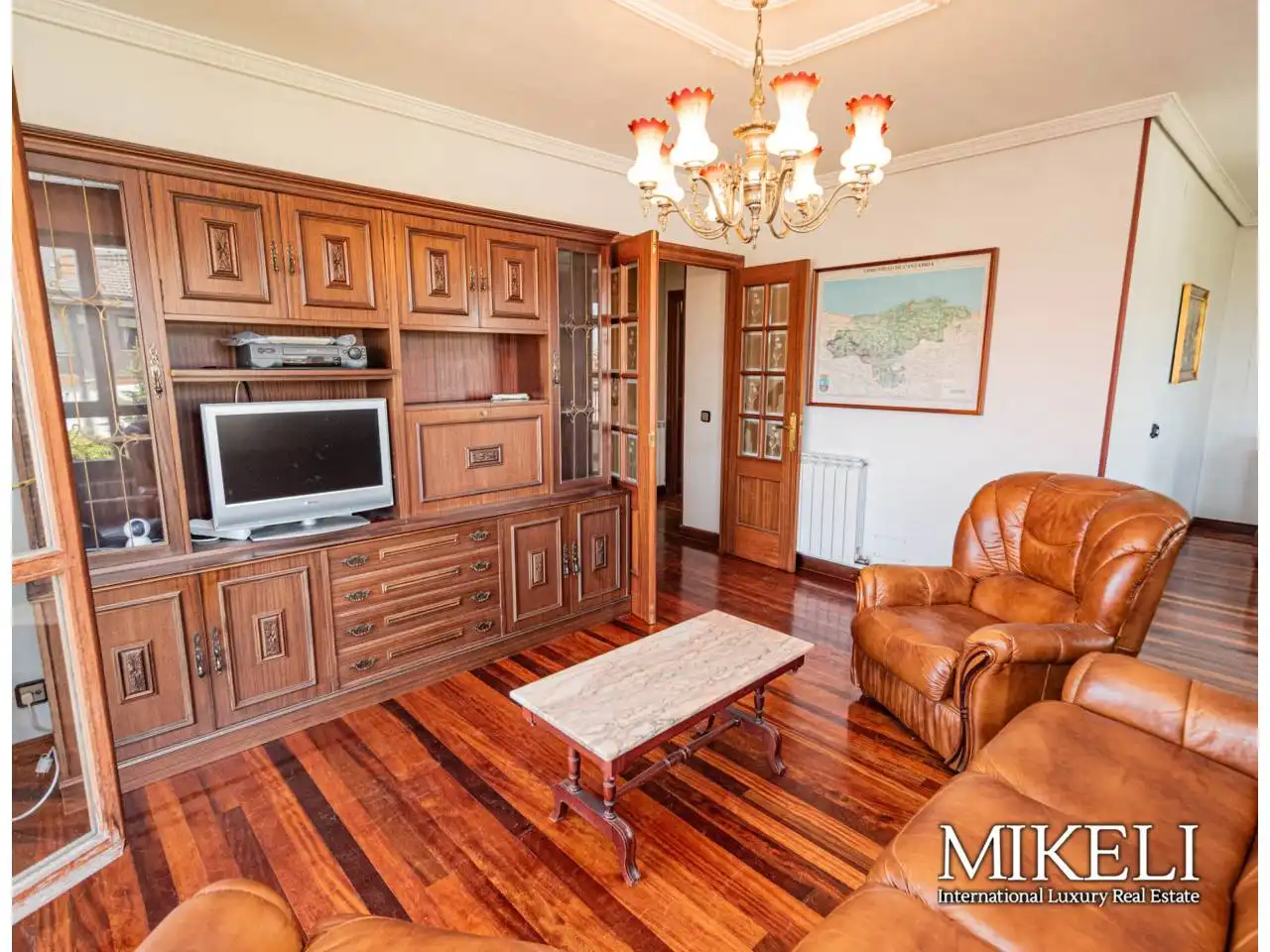 Living room of Houses for sale in Camargo  with Heating, Private garden and Parquet flooring