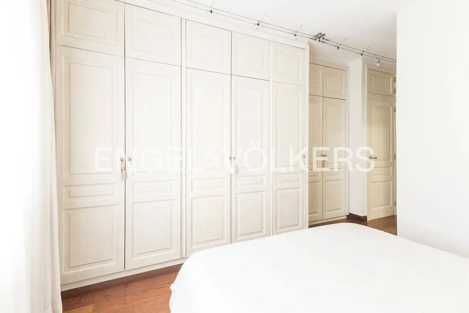 Bedroom of Flat for sale in Barcelona  with Air Conditioner, Heating and Furnished