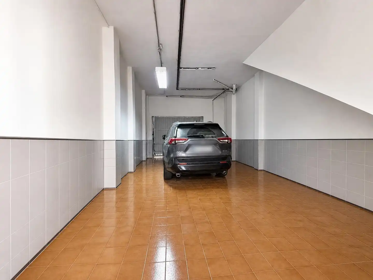 Parking de Casa adosada en venta en Paterna con Aire acondicionado, Jardín privado y Trastero