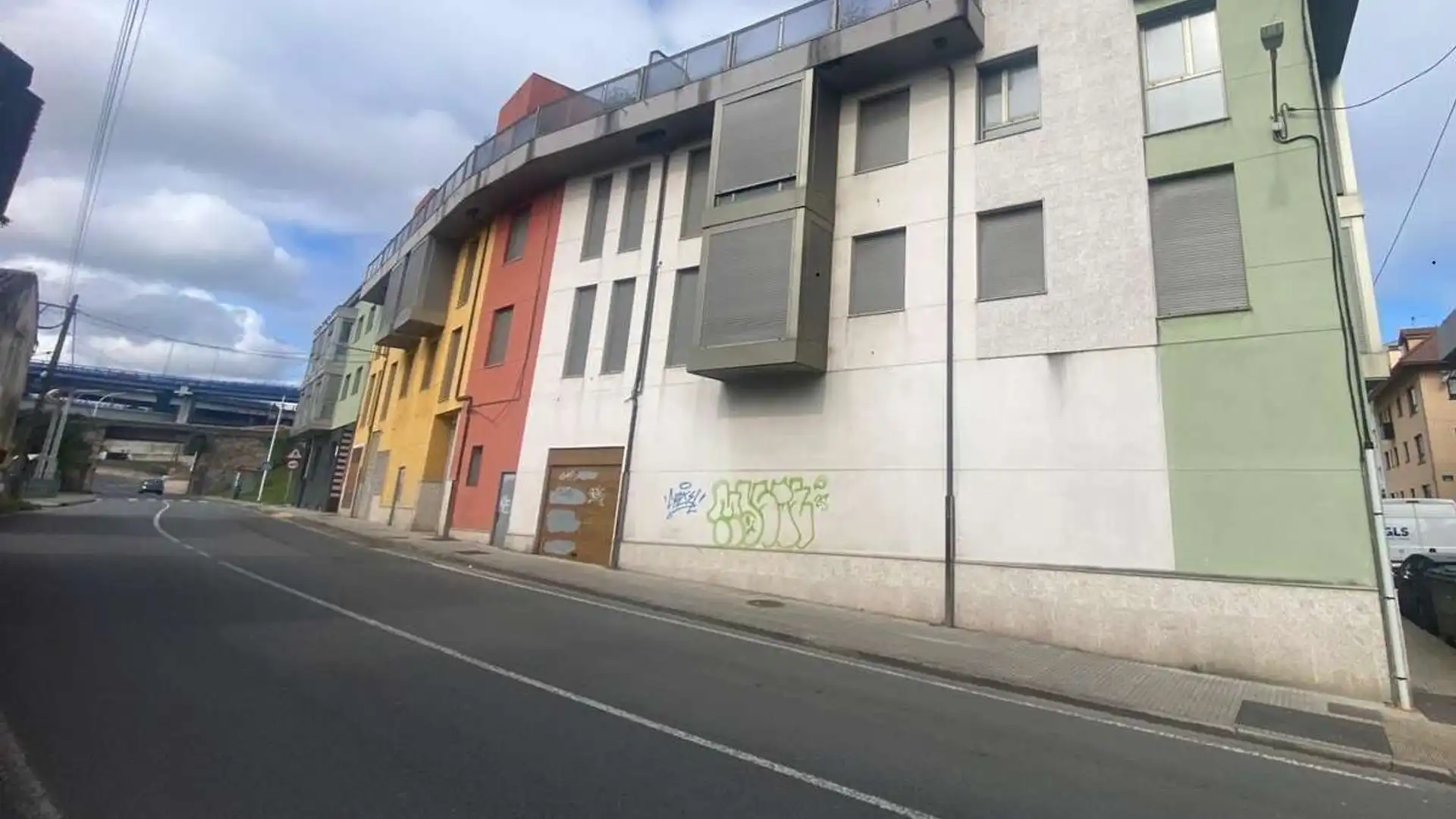 Vista exterior de Local en venda en A Coruña Capital 