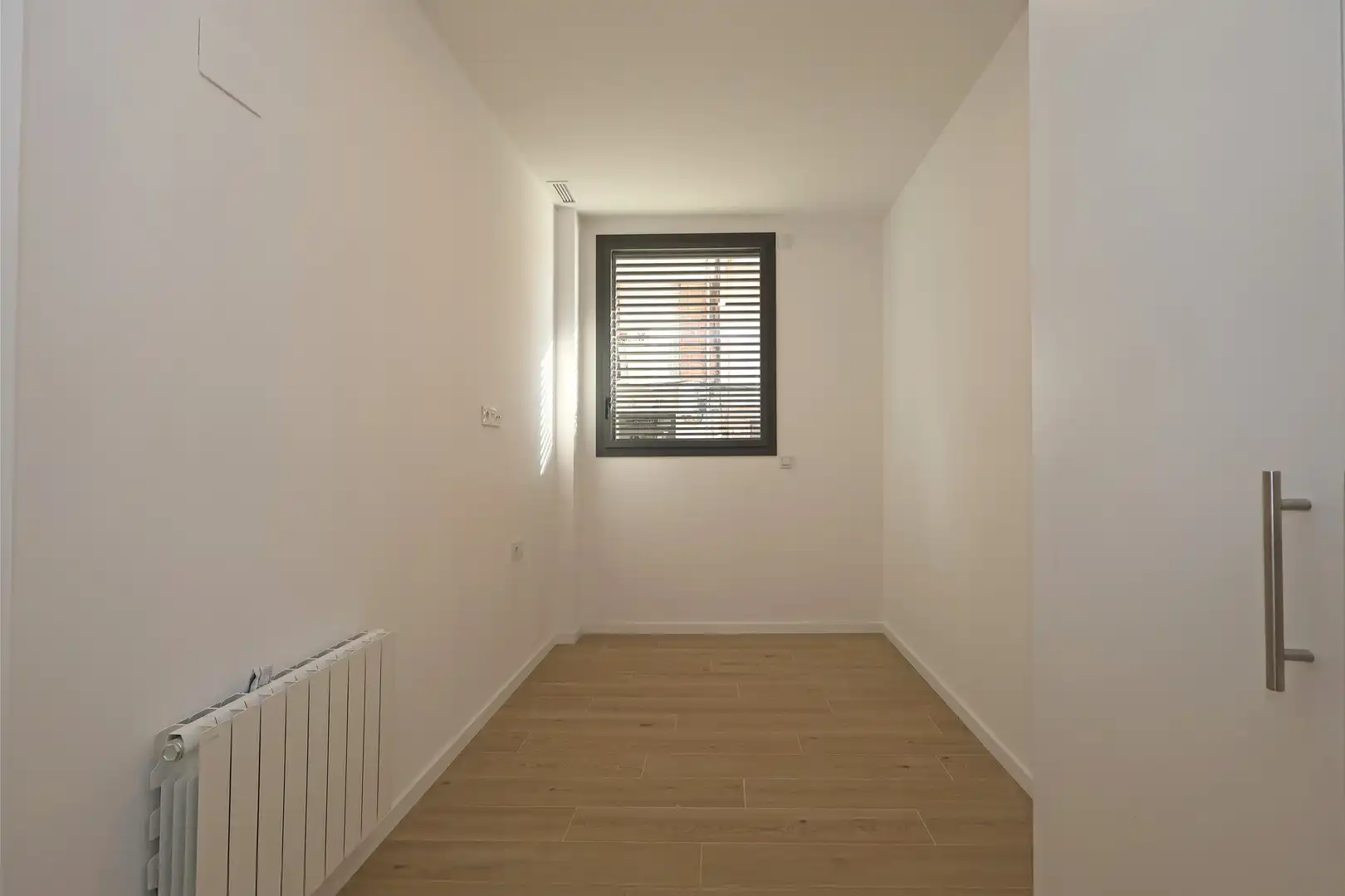 Erdgeschoss zum Verkauf in L'Hospitalet de Llobregat mit Terrasse und Abstellraum